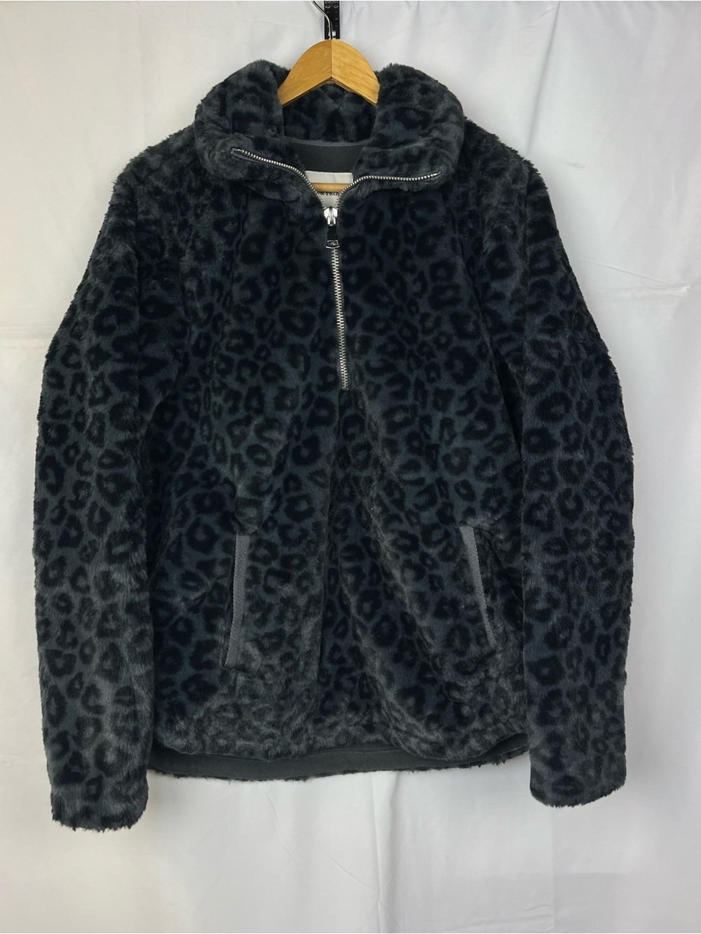 Abercrombie & Fitch Black Leopard Faux Fur Half-Zip Pullover Jacket Size S